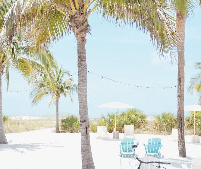 모텔 The Molloy   Treasure Island Suites & Cottages