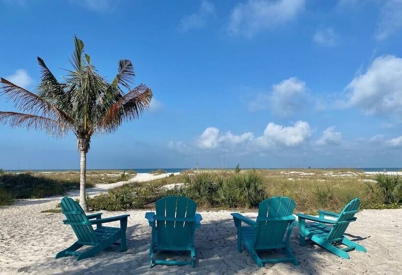 모텔 The Molloy   Treasure Island Suites & Cottages