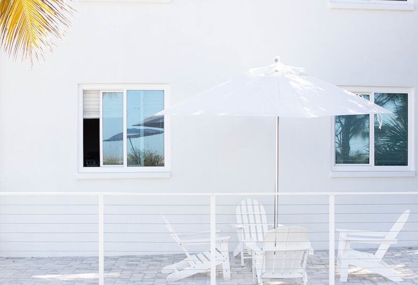 모텔 The Molloy   Treasure Island Suites & Cottages