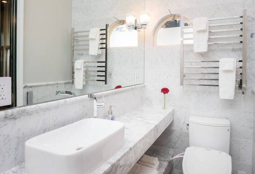 Monte Cristo Bed And Breakfast