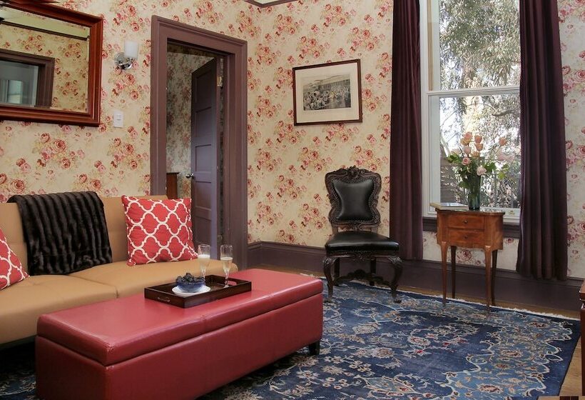 Monte Cristo Bed And Breakfast