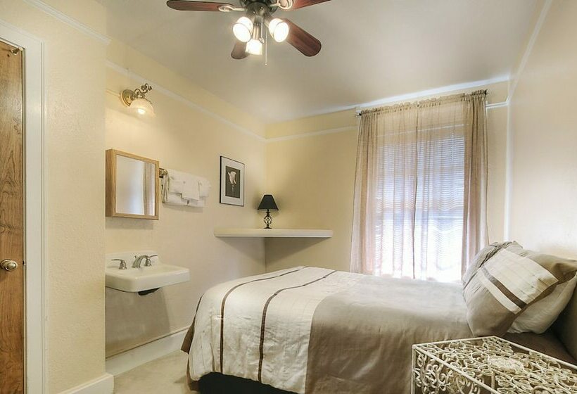 בית מלון כפרי Monte Vista