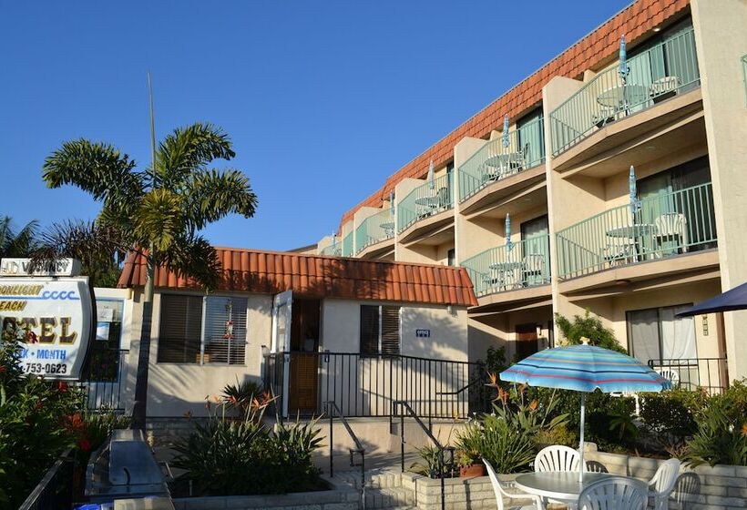 Moonlight Beach Motel