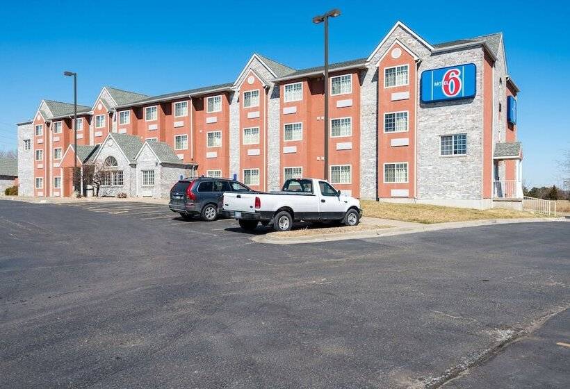 Motel 6 Olathe, Ks