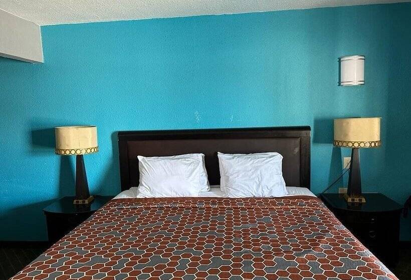 فندق على الطريق Mayo Inn