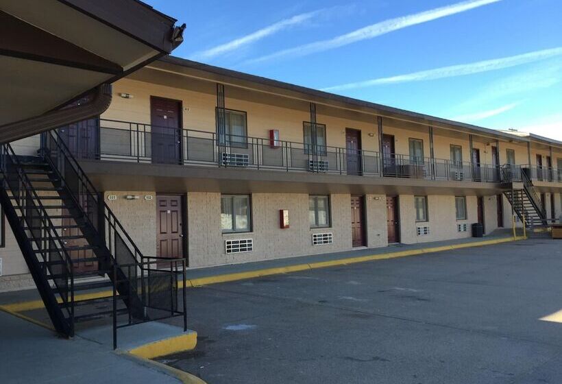 モーテル Midlands Lodge