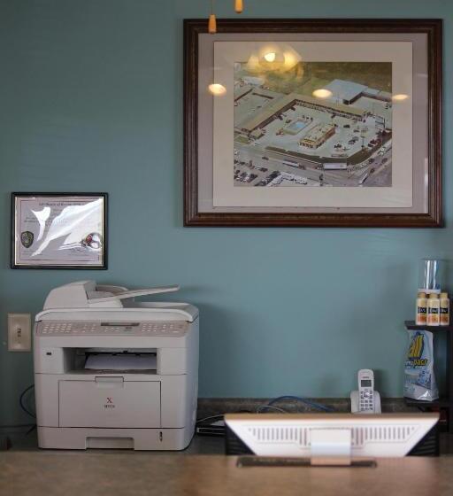 モーテル Midlands Lodge