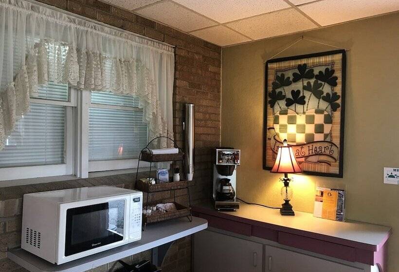 فندق على الطريق Valued Stay Sun Prairie