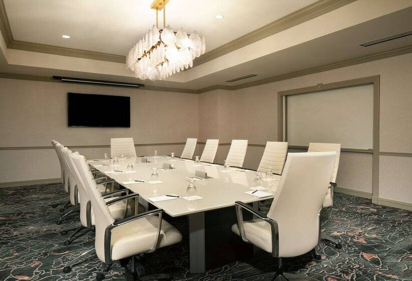 استراحتگاه Hilton Atlanta/marietta Hotel & Conference Center