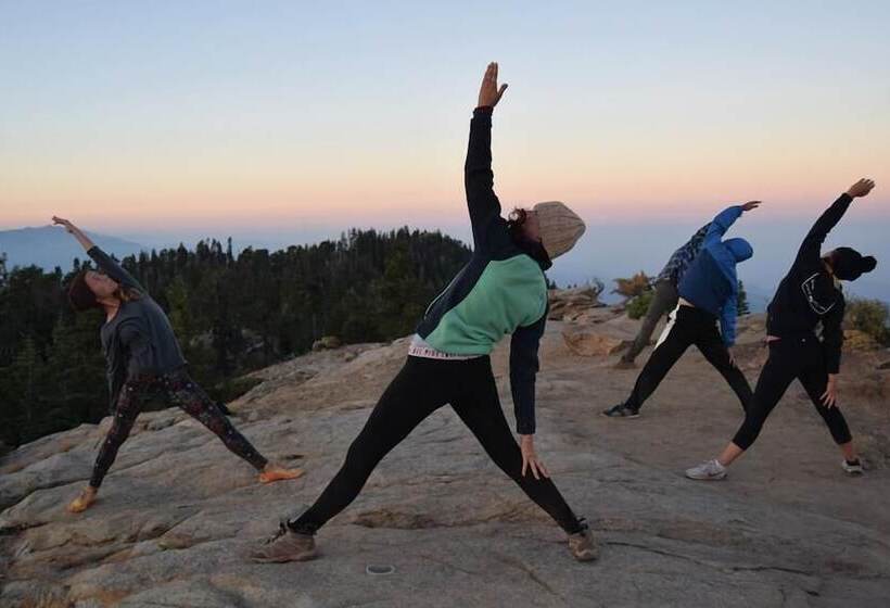 리조트 Montecito Sequoia Lodge