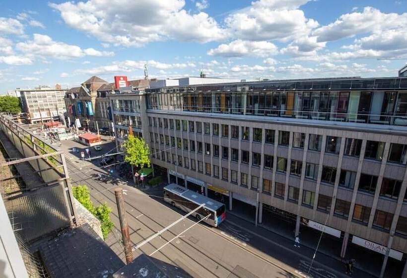 هتل Area24i7 Europaplatz Apartment