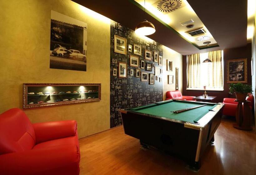 Отель Nostalgia