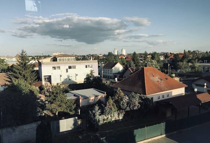 Отель Nostalgia