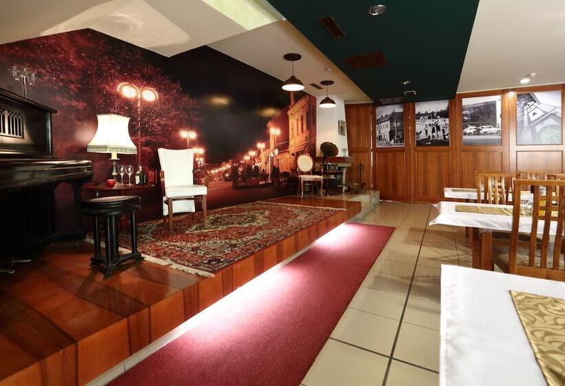 Отель Nostalgia