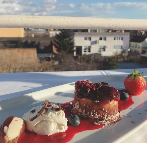 Отель Nostalgia