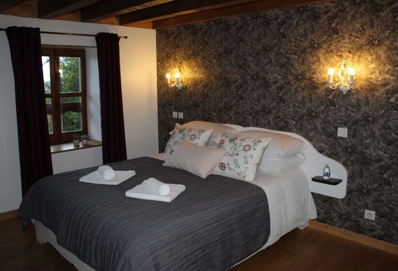 ベッドアンドブレックファースト Les Pipistrelles