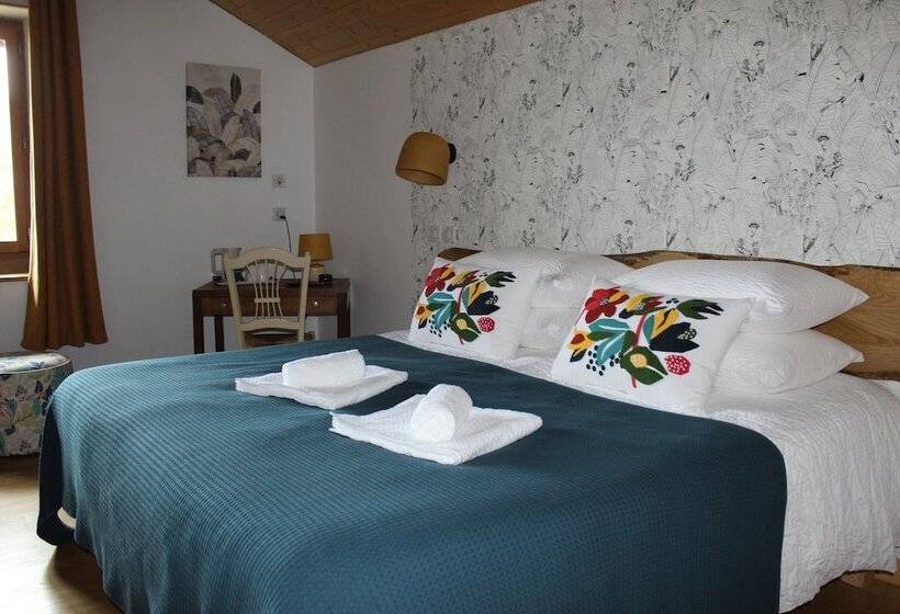 ベッドアンドブレックファースト Les Pipistrelles