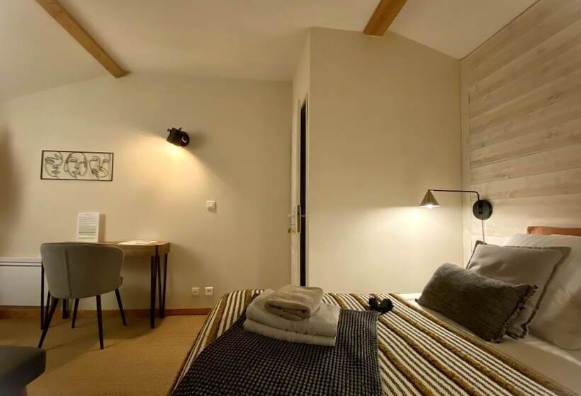 住宿加早餐  Le Logis De La Brumanderie   Saintes