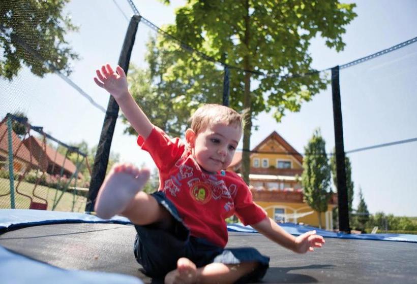 ホテル Maria Theresien Hof Loipersdorf