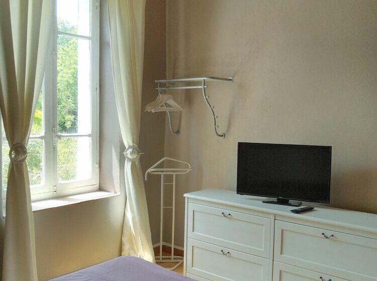 펜션 Domaine De La Petite Tour