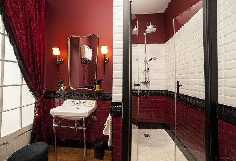 膳宿费 Villa Alecya