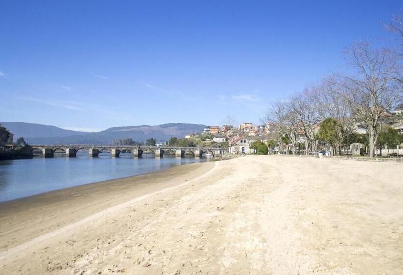 Hostel Albergue O Mesón