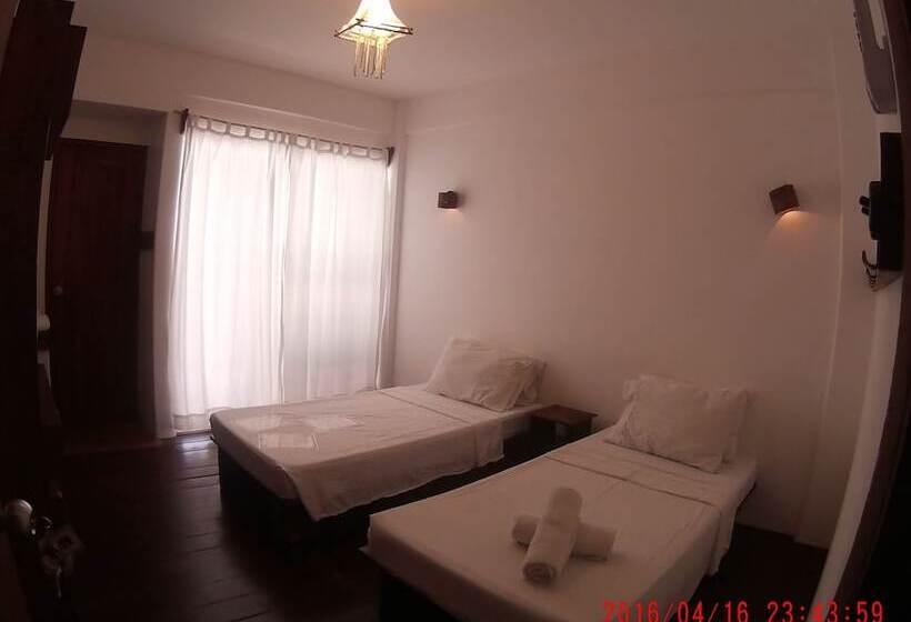 Hotel Boracay Coco Huts