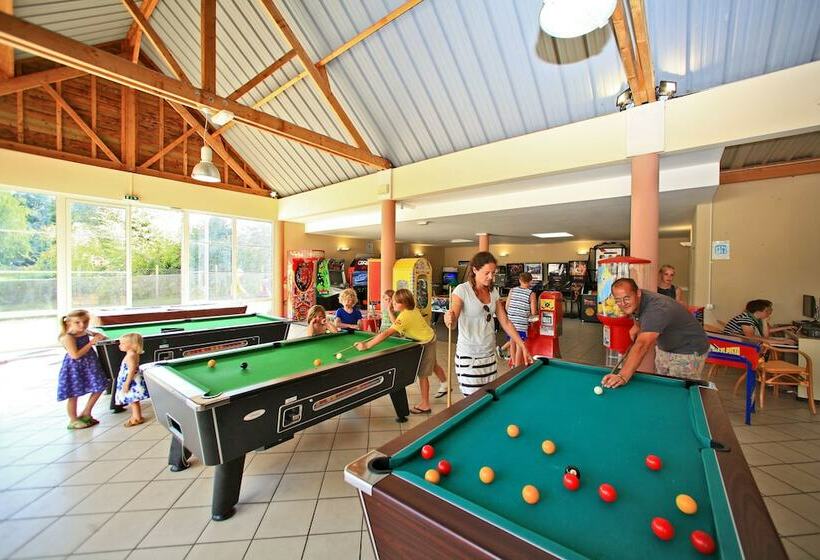 호텔 Castel Parc De Fierbois