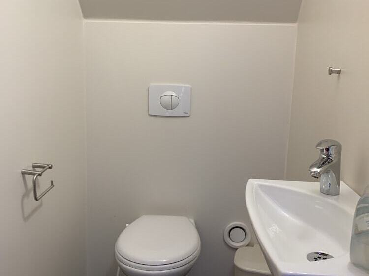 هتل North Star Apartments In Rif   Hostel