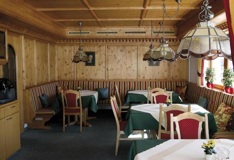 هتل Pension Grissemann