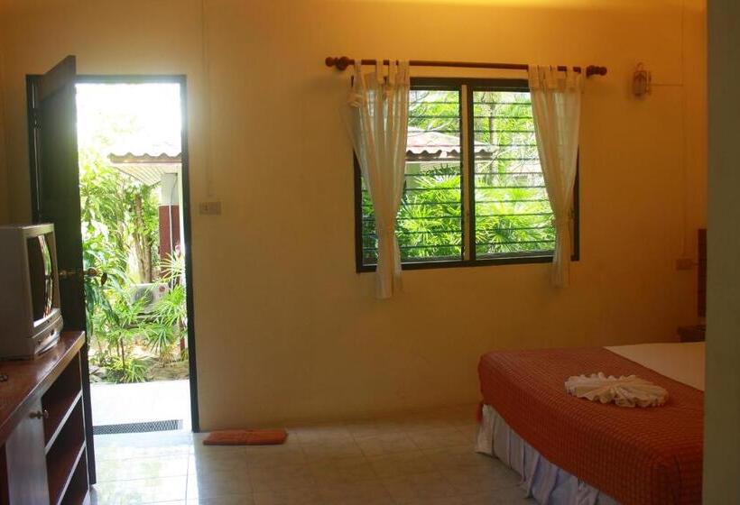 בית מלון כפרי Samui Honey Backpacker Bungalow