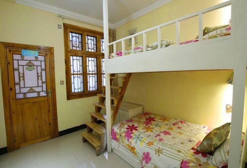 بنسيون Congwen House