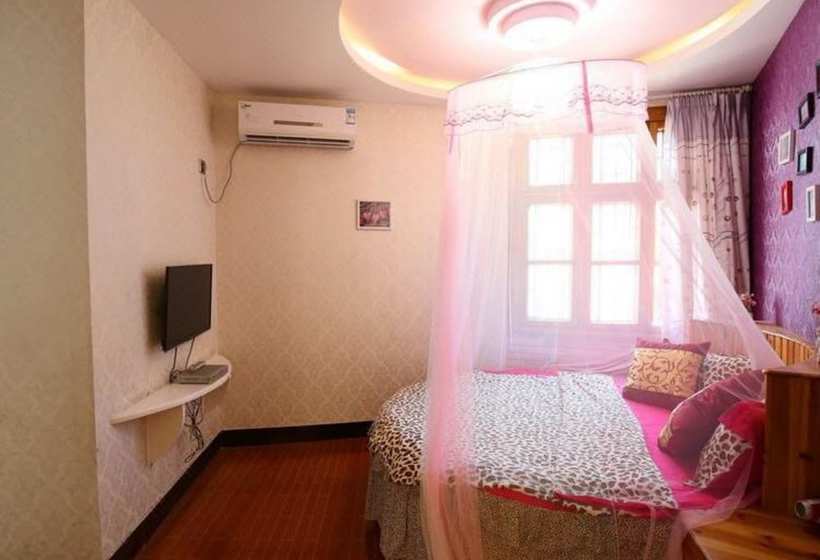 بنسيون Congwen House