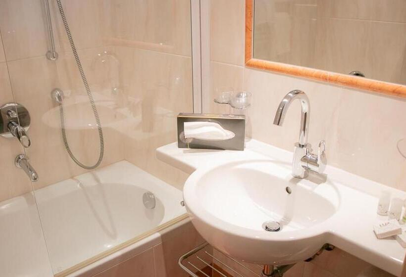 بنسيون Das Landhaus