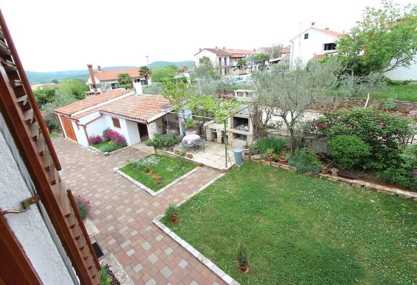 بنسيون Guest House Liliana