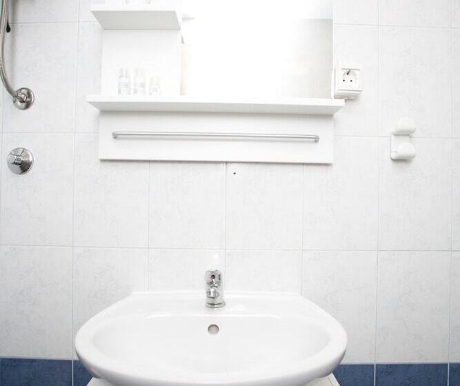 پانسیون Guest House Mendi