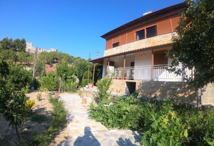 پانسیون Guesthouse Emiljano