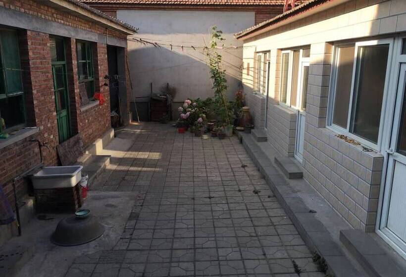 פנסיון Guo House