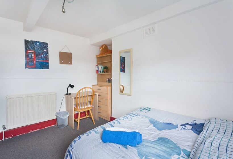 פנסיון Keysan House 5