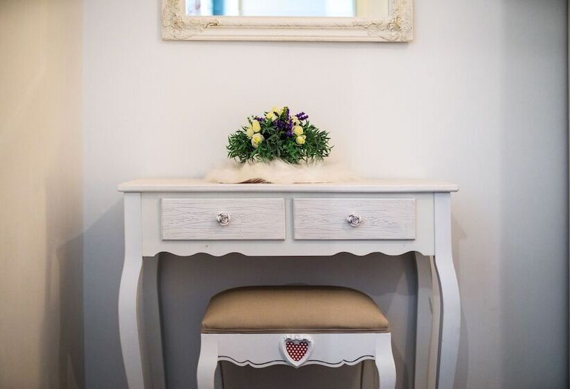 펜션 Luxury Lidija Rooms