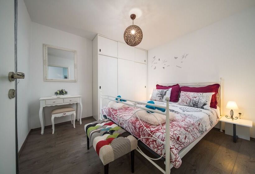 펜션 Luxury Lidija Rooms