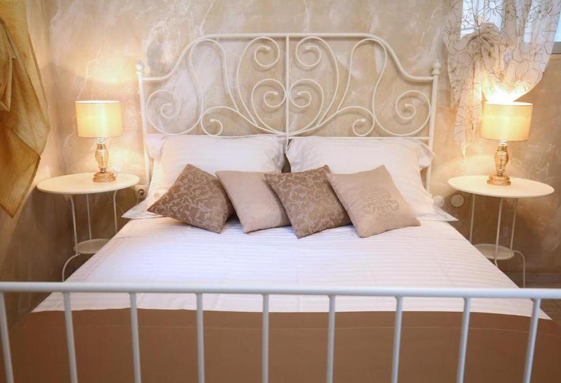 펜션 Luxury Lidija Rooms