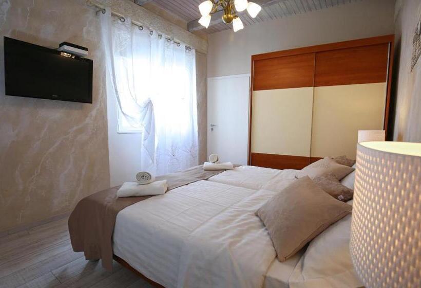 펜션 Luxury Lidija Rooms