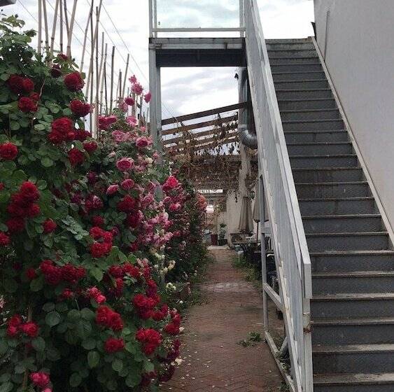 Пансион Manhong's Private Courtyard