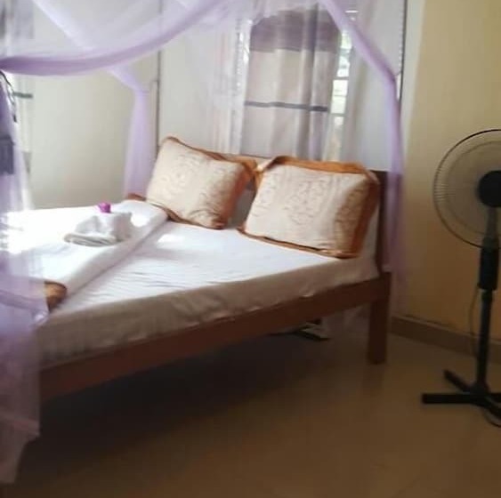 پانسیون Nuel Residence Entebbe