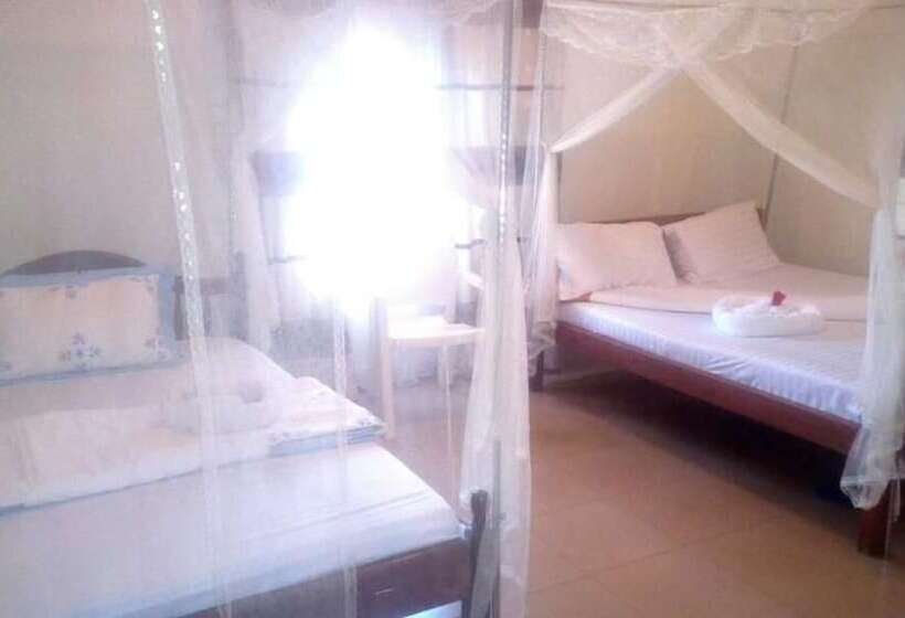 پانسیون Nuel Residence Entebbe