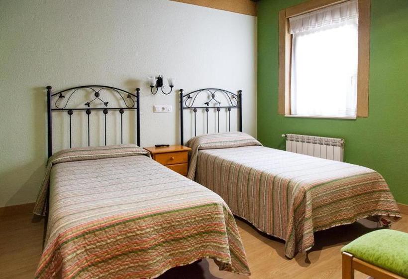 Pensión La Campanilla