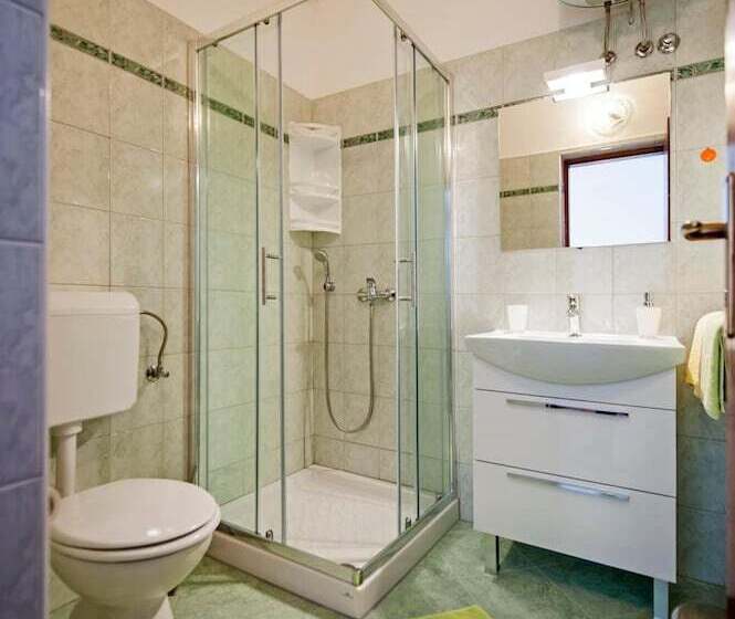 Пансион Rooms Stefania