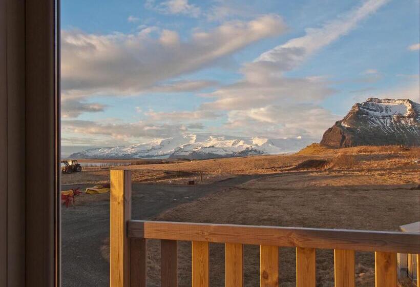 پانسیون Skyrhusid Hi Hostel