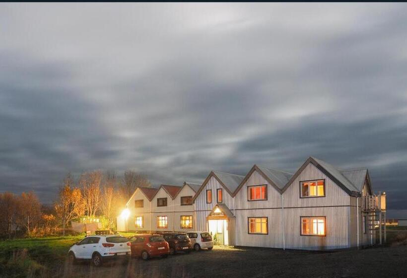 پانسیون Skyrhusid Hi Hostel